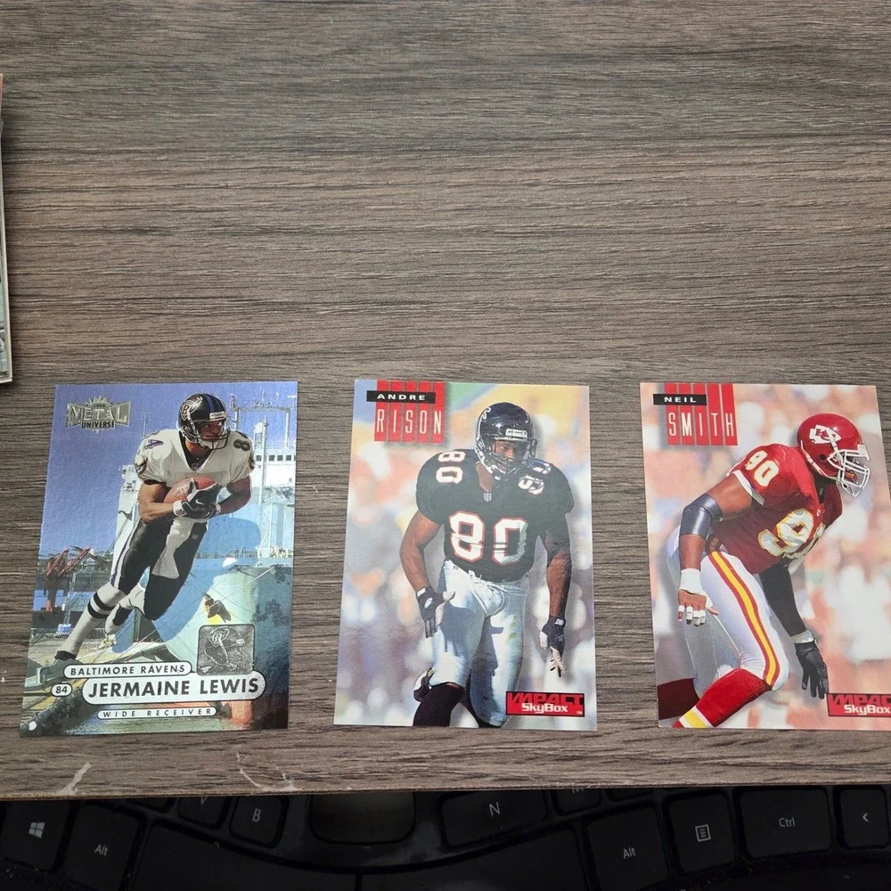 Vintage #2 Lot of 25 NFL Football Card Lot M. Faulk Aikman M. Allen and more 90s